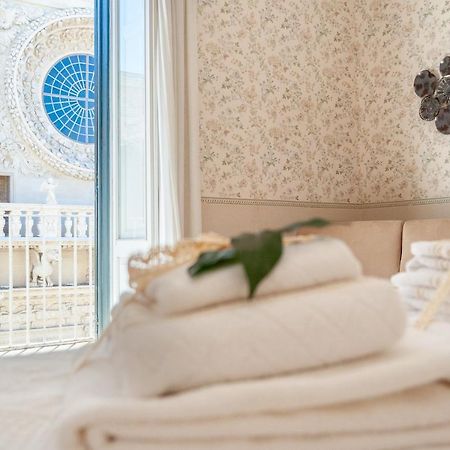 B&B Risveglio Col Rosone Lecce Ngoại thất bức ảnh