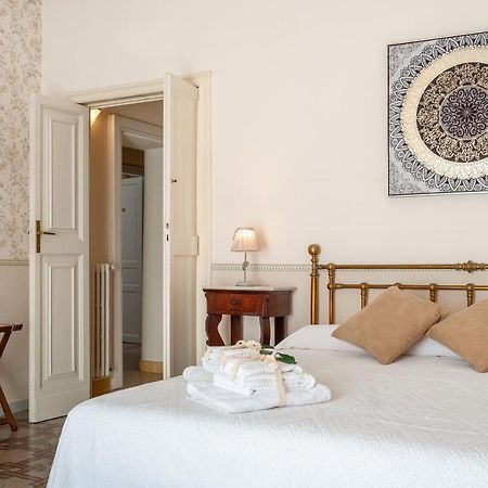 B&B Risveglio Col Rosone Lecce Ngoại thất bức ảnh