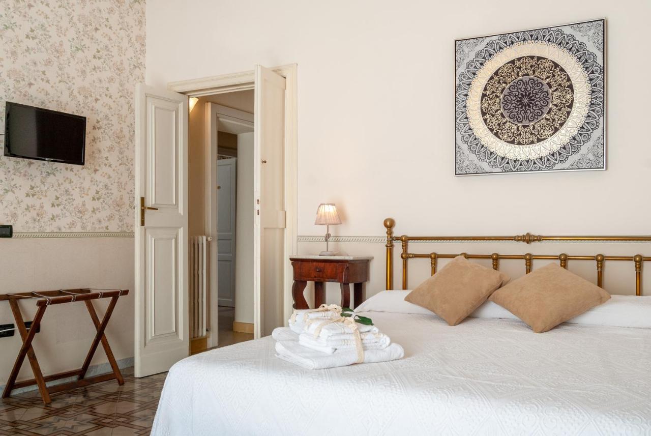 B&B Risveglio Col Rosone Lecce Ngoại thất bức ảnh