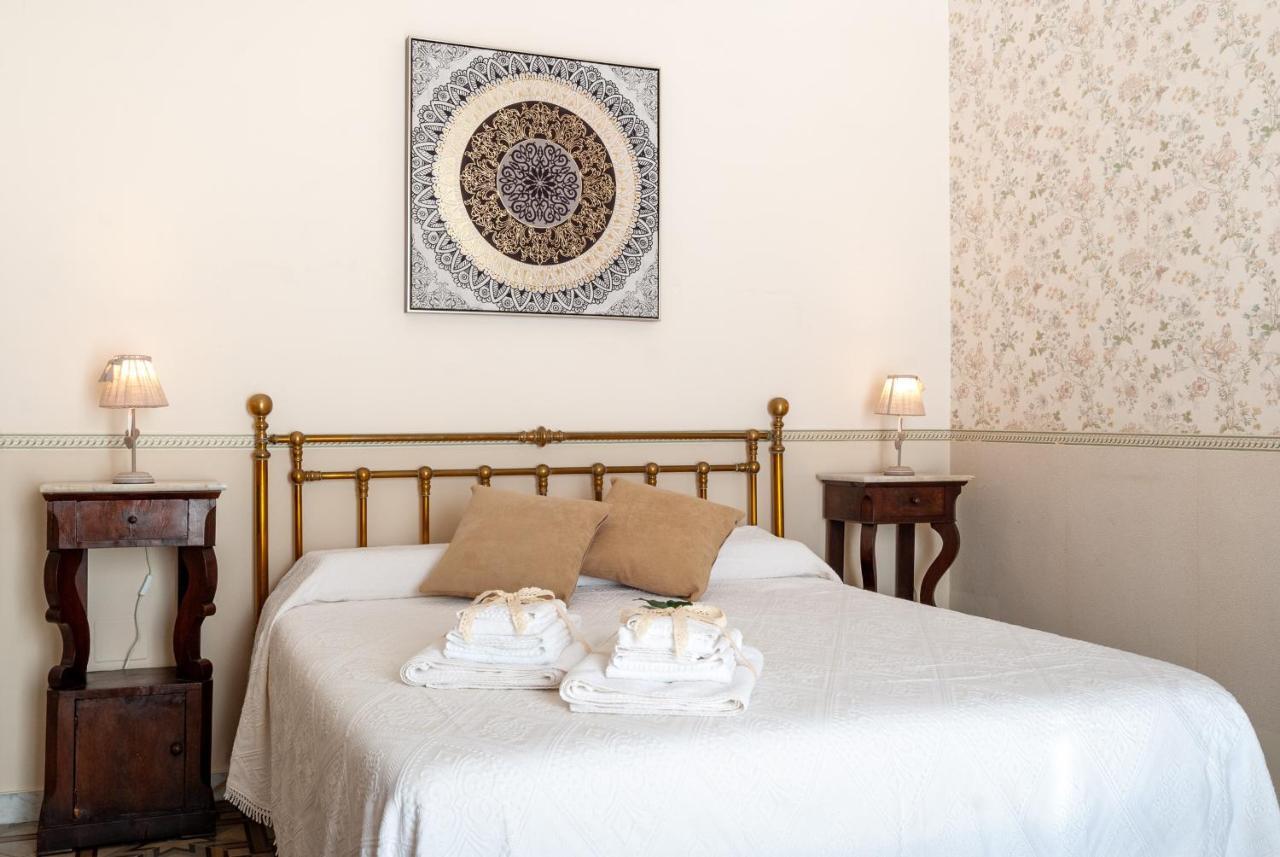B&B Risveglio Col Rosone Lecce Ngoại thất bức ảnh
