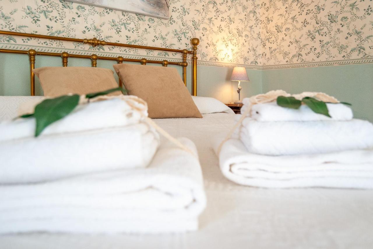 B&B Risveglio Col Rosone Lecce Ngoại thất bức ảnh